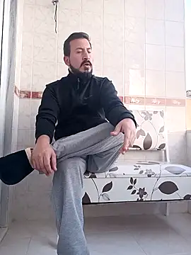 Karizmatikman online show from 04-13-26, 04:22