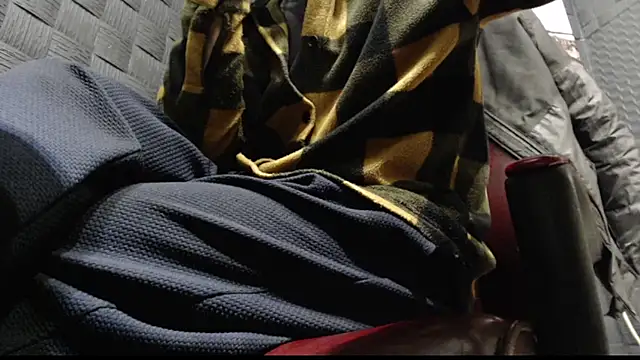 hardbigcock16 online show from 11-26-25, 09:53