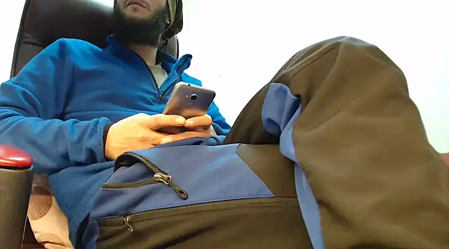 hardbigcock16 online show from 02-21-25, 12:17