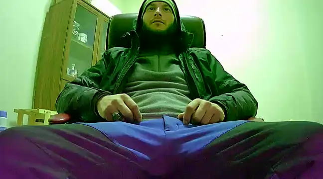 hardbigcock16 online show from 02-13-25, 07:35