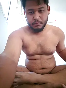 Snapshot of DRHO0017 chatting on 11-08-25, 01:31 DRHO0017 online show from 11-08-25, 01:31