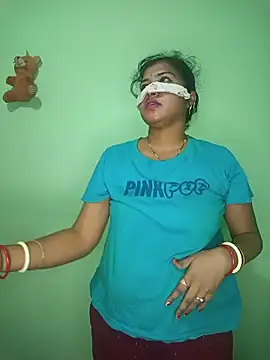 Snapshot of juhi06 chatting on 07-24-26, 09:05 juhi06 online show from 07-24-26, 09:05