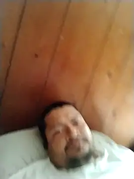 rober245 online show from 10-18-25, 06:54