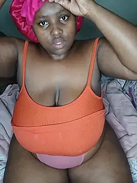 queenxdede online show from 05-19-26, 06:15