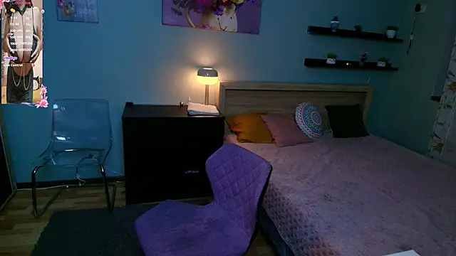 Snapshot of KairaFantasyy chatting on 12-30-24, 05:44 KairaFantasyy online show from 12-30-24, 05:44