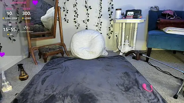 Peaches N Kreme online show from 06-30-26, 03:28