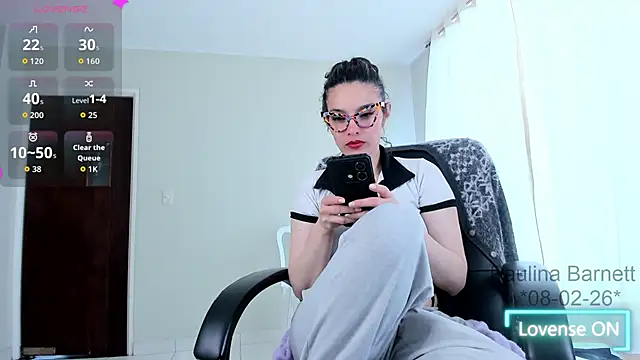 paulinabarnett- online show from 02-08-26, 05:10