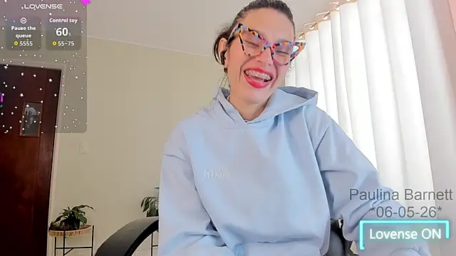 Snapshot of paulinabarnett- chatting on 05-06-26, 02:10 paulinabarnett- online show from 05-06-26, 02:10