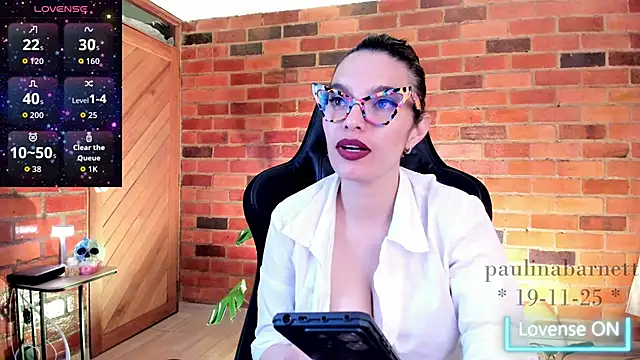 paulinabarnett- online show from 11-20-25, 03:07