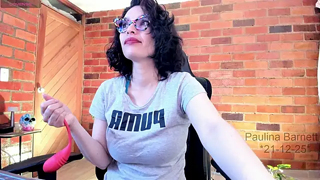 paulinabarnett- online show from 12-22-25, 03:17