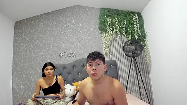 Snapshot of JustiinJazmin chatting on 02-11-25, 06:22 JustiinJazmin online show from 02-11-25, 06:22