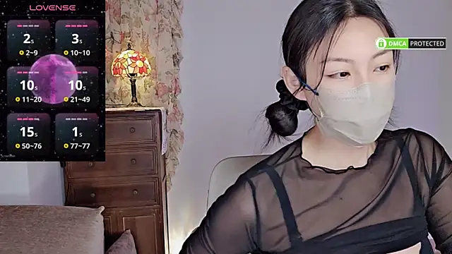 Snapshot of L-Moonlight chatting on 01-01-25, 09:28 L-Moonlight online show from 01-01-25, 09:28