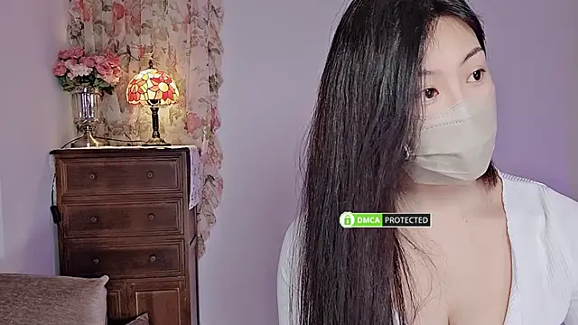 Snapshot of L-Moonlight chatting on 12-05-24, 06:48 L-Moonlight online show from 12-05-24, 06:48