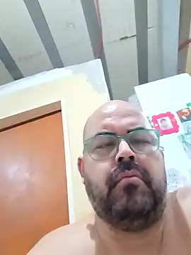 Snapshot of SoloHernan chatting on 03-19-25, 10:53 SoloHernan online show from 03-19-25, 10:53