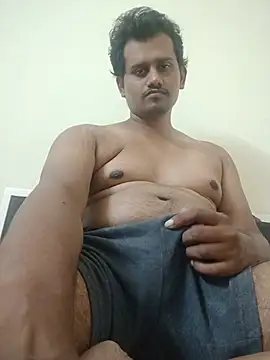 Snapshot of Long_Laster chatting on 06-14-26, 07:15 Long Laster online show from 06-14-26, 07:15