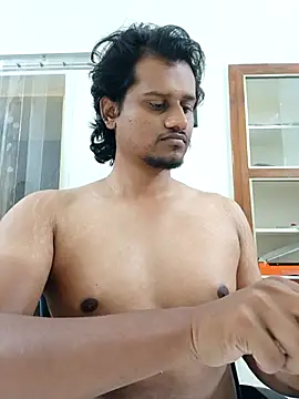 Snapshot of Long_Laster chatting on 03-17-25, 03:29 Long Laster online show from 03-17-25, 03:29