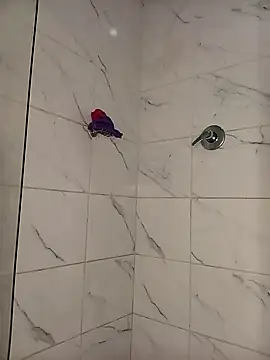 Cocowett online show from 11-30-25, 07:20