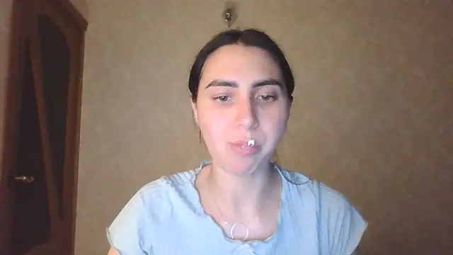 Snapshot of Kashtanka_ chatting on 06-09-26, 07:48 Kashtanka online show from 06-09-26, 07:48