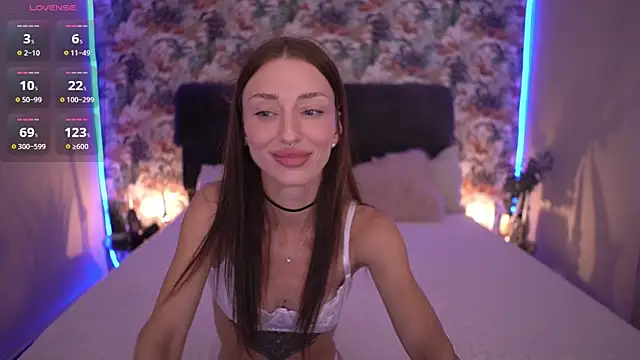 Alice Arwen online show from 07-10-26, 06:46