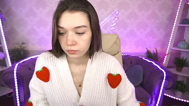 Snapshot of Cherry_Wipe chatting on 02-05-25, 06:45 Cherry Wipe online show from 02-05-25, 06:45