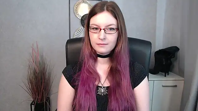 emmaxDelight online show from 03-15-25, 10:46
