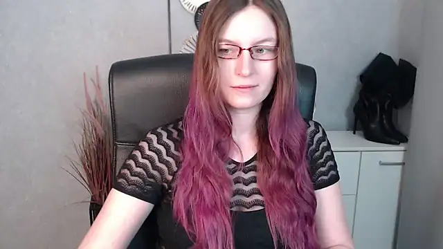 emmaxDelight online show from 02-13-25, 06:41