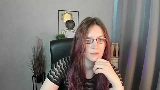 emmaxDelight online show from 04-16-26, 05:19