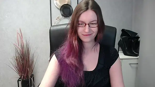 emmaxDelight online show from 02-18-25, 06:37
