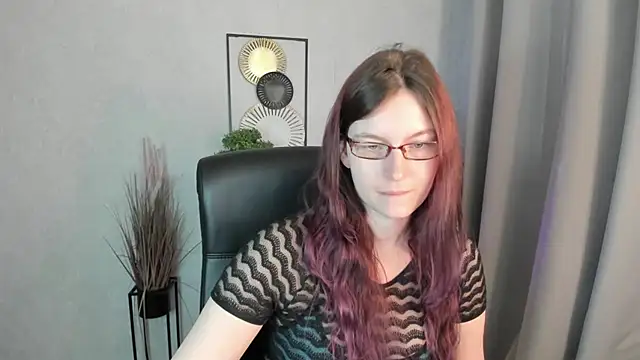 emmaxDelight online show from 04-02-26, 05:36