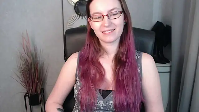 emmaxDelight online show from 02-06-25, 11:20