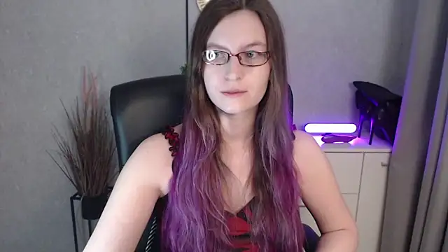 emmaxDelight online show from 12-02-25, 06:37