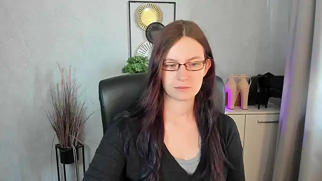 emmaxDelight online show from 07-15-26, 05:36