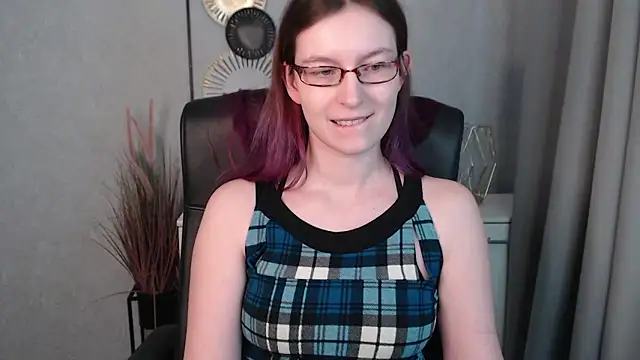 emmaxDelight online show from 01-29-25, 09:33