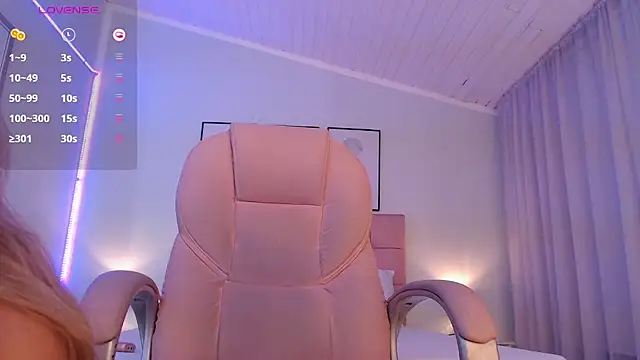 zoe jones13 online show from 03-21-25, 06:38