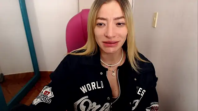 zoe jones13 online show from 07-20-26, 02:19