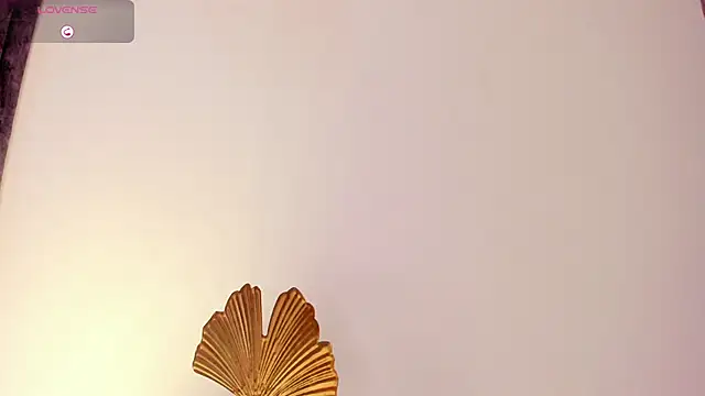 Mia ross16 online show from 02-17-25, 07:23