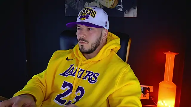 AngeloEric online show from 02-03-25, 10:58