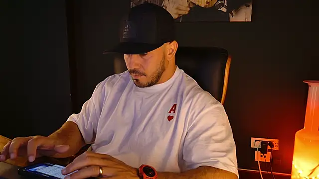 AngeloEric online show from 09-29-25, 06:42