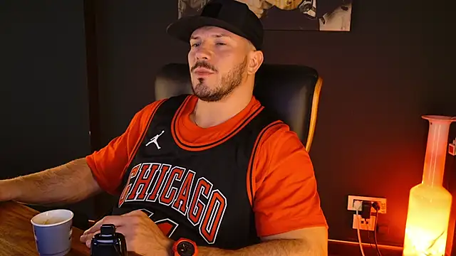 AngeloEric online show from 11-11-25, 12:22