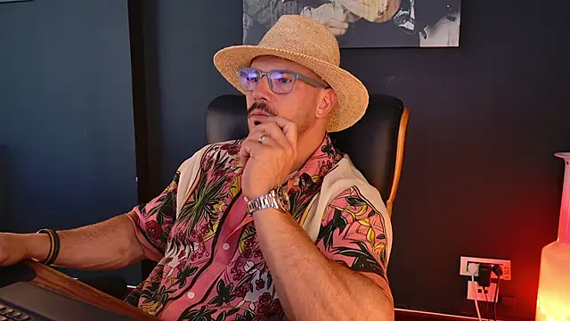 AngeloEric online show from 09-20-25, 10:20