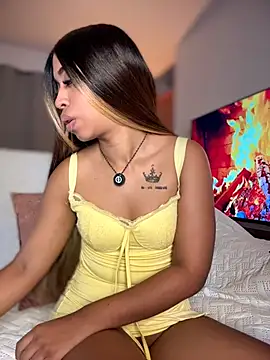 bella  honey online show from 11-11-25, 03:23