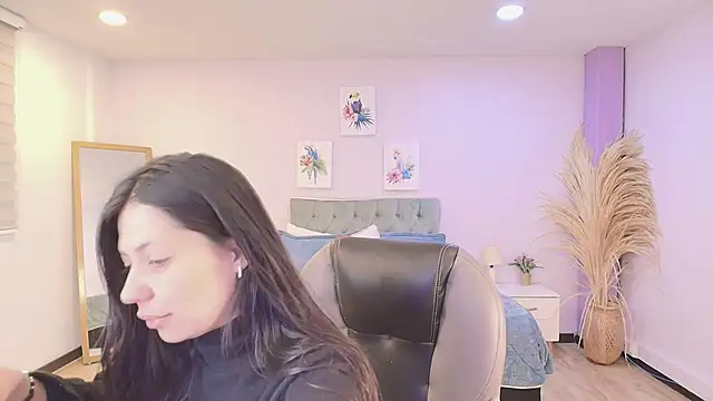Snapshot of Emma_Brown_0 chatting on 06-30-26, 12:05 Emma Brown 0 online show from 06-30-26, 12:05