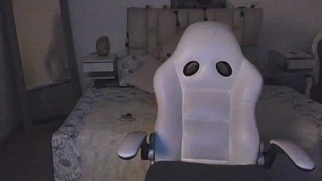 zoe turnner 18 online show from 11-14-25, 11:36