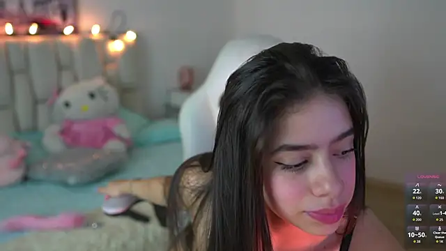 zoe turnner 18 online show from 07-25-26, 11:49