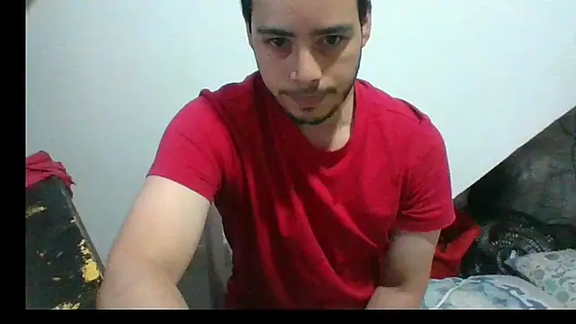 Snapshot of Gasparin32 chatting on 04-24-26, 12:34 Gasparin32 online show from 04-24-26, 12:34