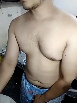 Snapshot of Gasparin32 chatting on 03-10-25, 07:29 Gasparin32 online show from 03-10-25, 07:29