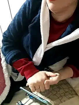 jijijoudia online show from 01-18-25, 11:43