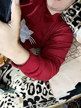 jijijoudia online show from 01-17-25, 08:33