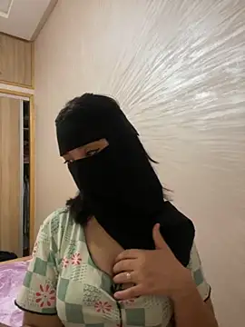 jijijoudia online show from 10-06-25, 01:07