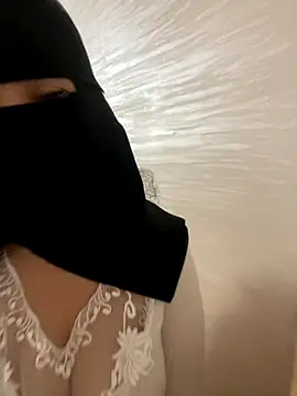 jijijoudia online show from 09-09-25, 11:47
